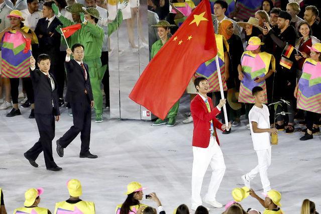 奥运开幕式中国旗手